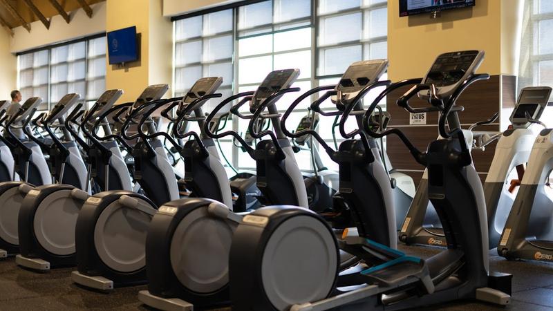 24 Hour Fitness