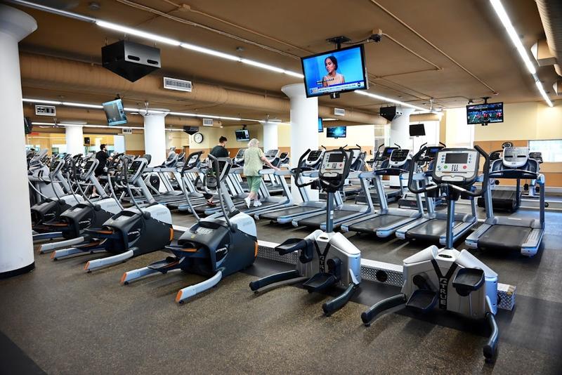 24 Hour Fitness
